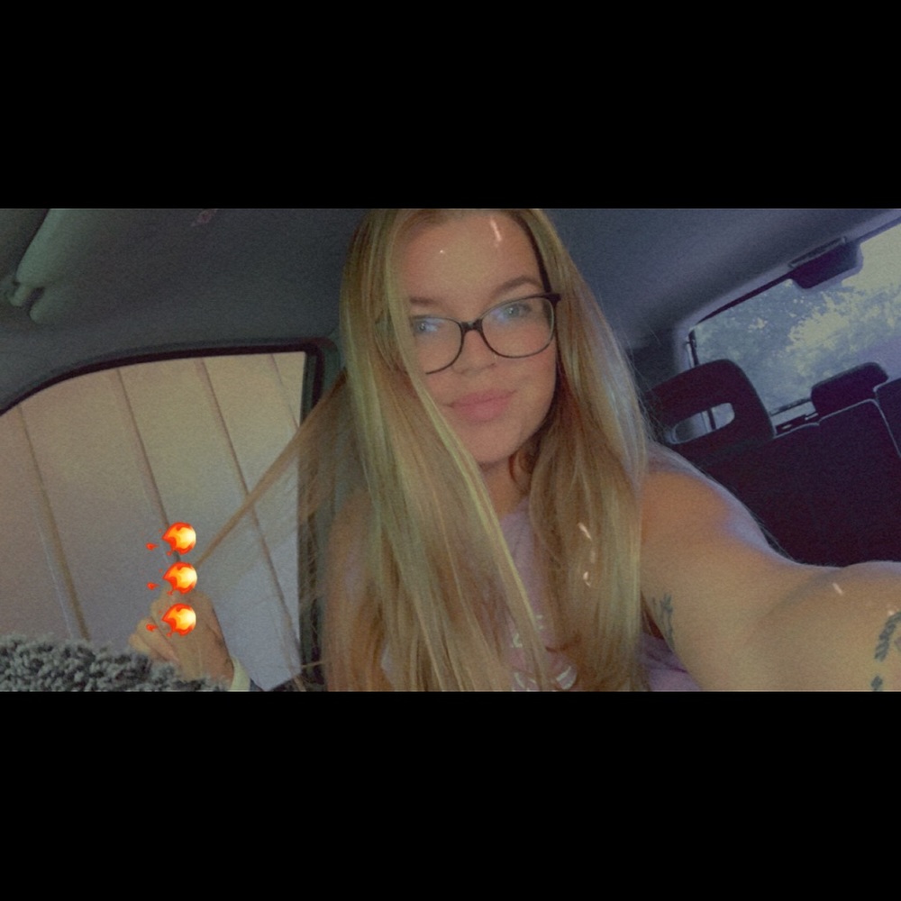 Meet your Posher, Kaylee